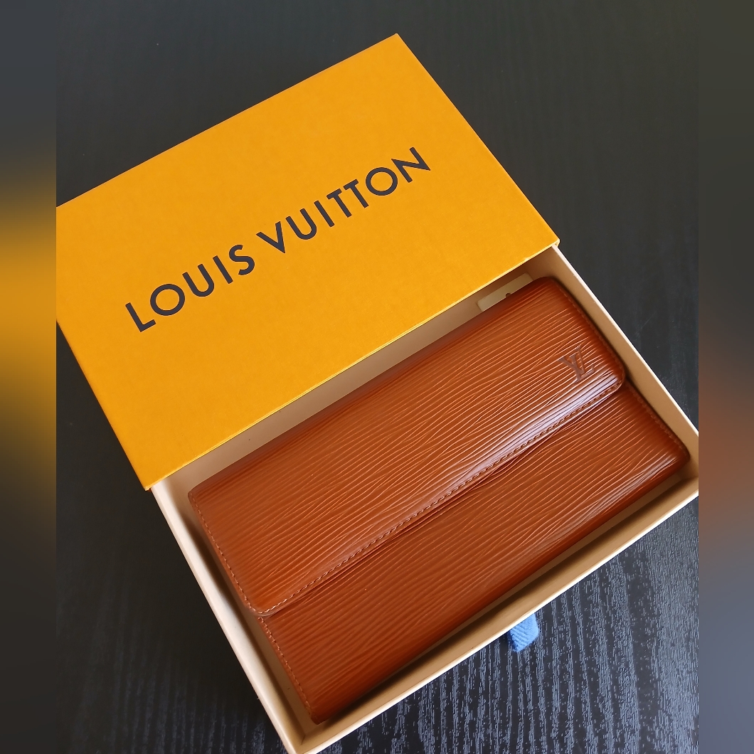 Louis Vuitton Epi Leather Long Wallet In Cognac Brown